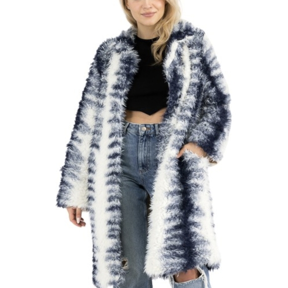 Jackets & Blazers - Plus Size Fur Coat